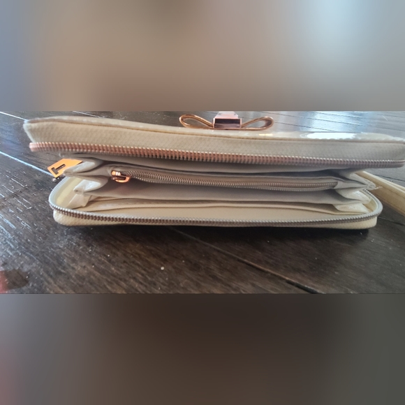 Ted Baker wallet/clutch - Picture 5 of 5